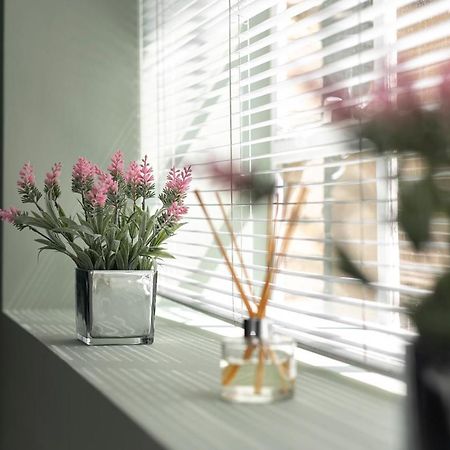 Lovely Brighton Apartments Moments Away From Royal Pavilion Kültér fotó